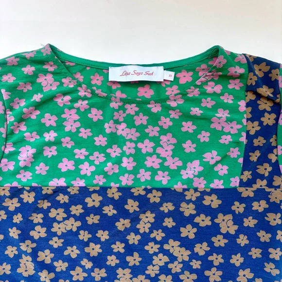 Lisa Says Gah for UO Angie Floral Colorblock Tee, Green Pink and Blue, Size XS - Picture 4 of 15